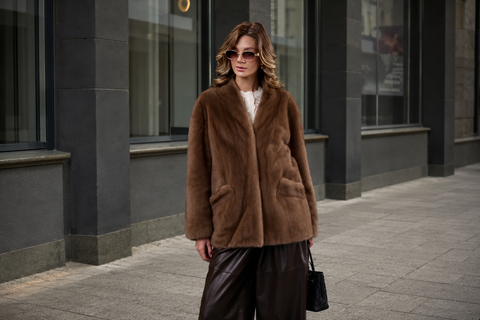 Best Coats for Petite Women: 10 Flattering Styles That Elongate Your Silhouette