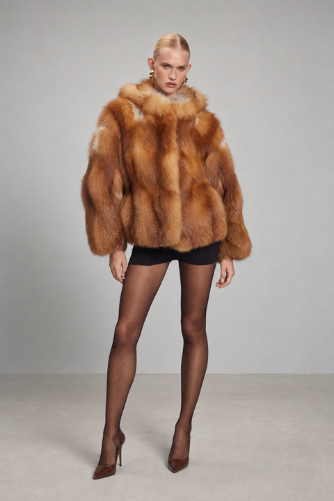 Manteau en fourrure de renard roux