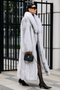 Długie białe futro z lisa
